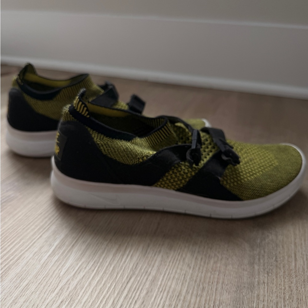 Nike Black and Yellow Athletic Shoes